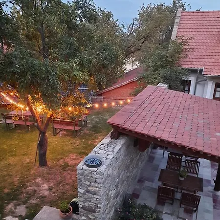 Aracsi Vendeghaz Guest house