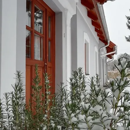 Aracsi Vendeghaz Balatonfured