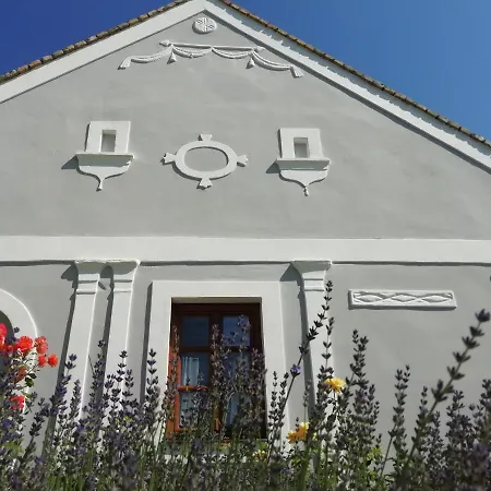 Aracsi Vendeghaz Guest house