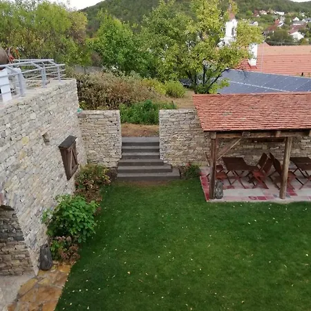 Konukevi Aracsi Vendeghaz Balatonfüred